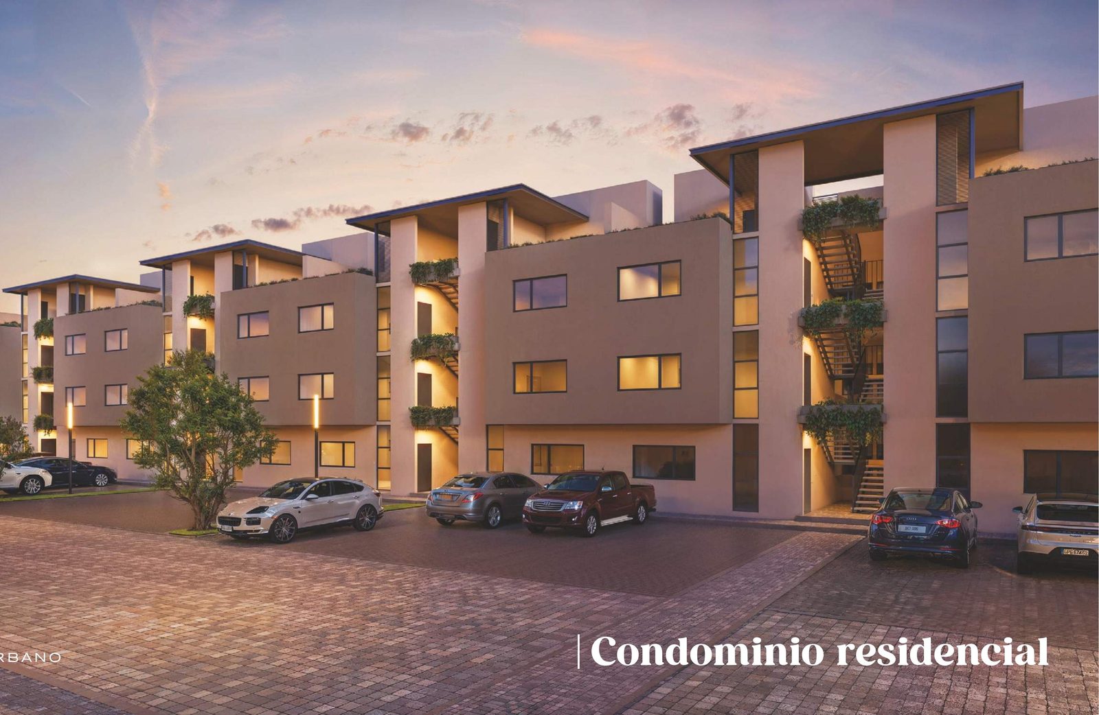 Condominio residencial atardecer